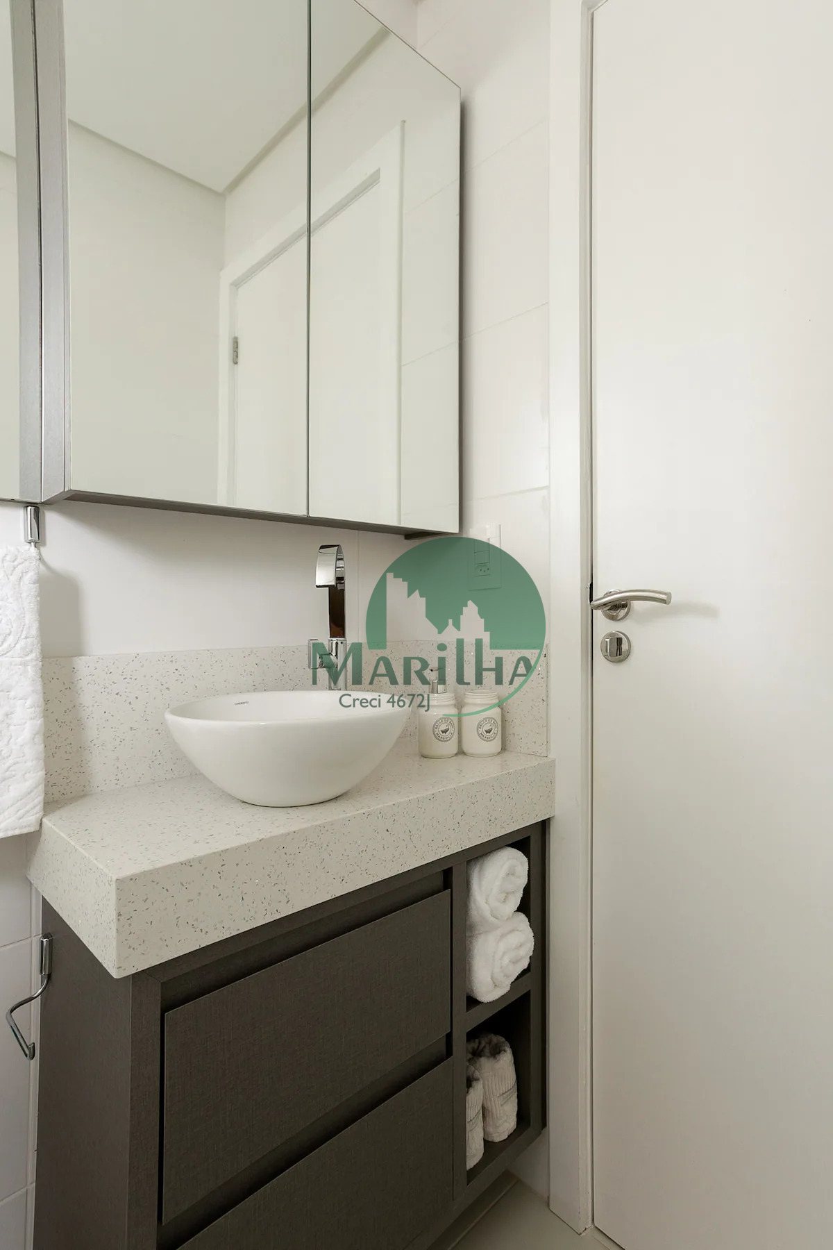 00fddfc8-309a-4617-b355-857684c41411