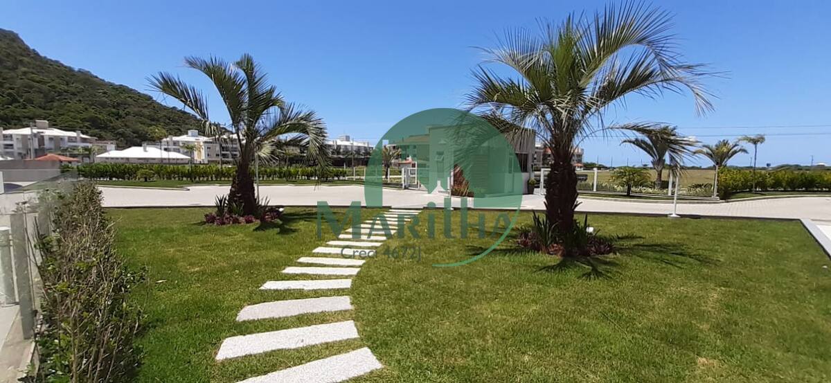 0a7a912e-2761-4d8e-bf91-d8815f57f88c