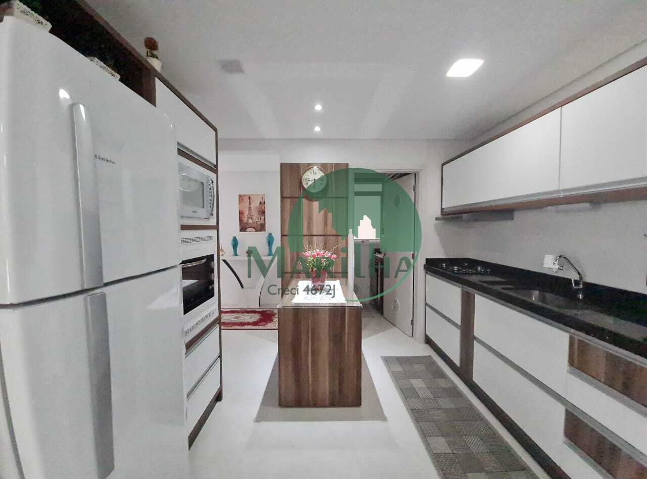 20220555-f626-40e6-a492-076209fcfc13