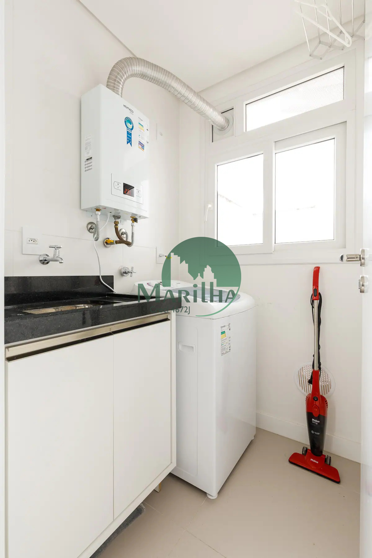 4046a695-6f50-4a05-bbe0-bddda6699f2b