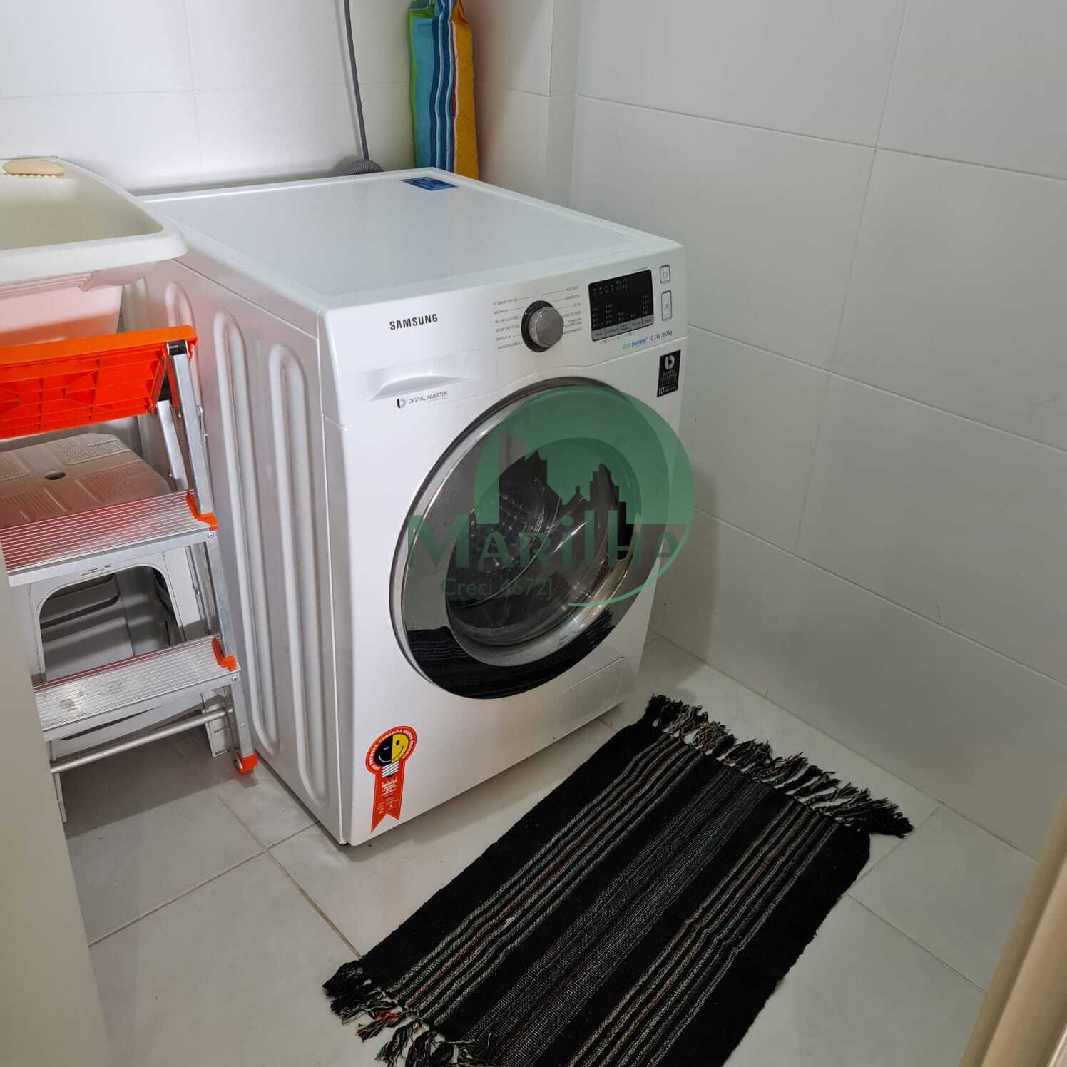 8127fd27-d6c7-4c90-995b-f22790cbd179