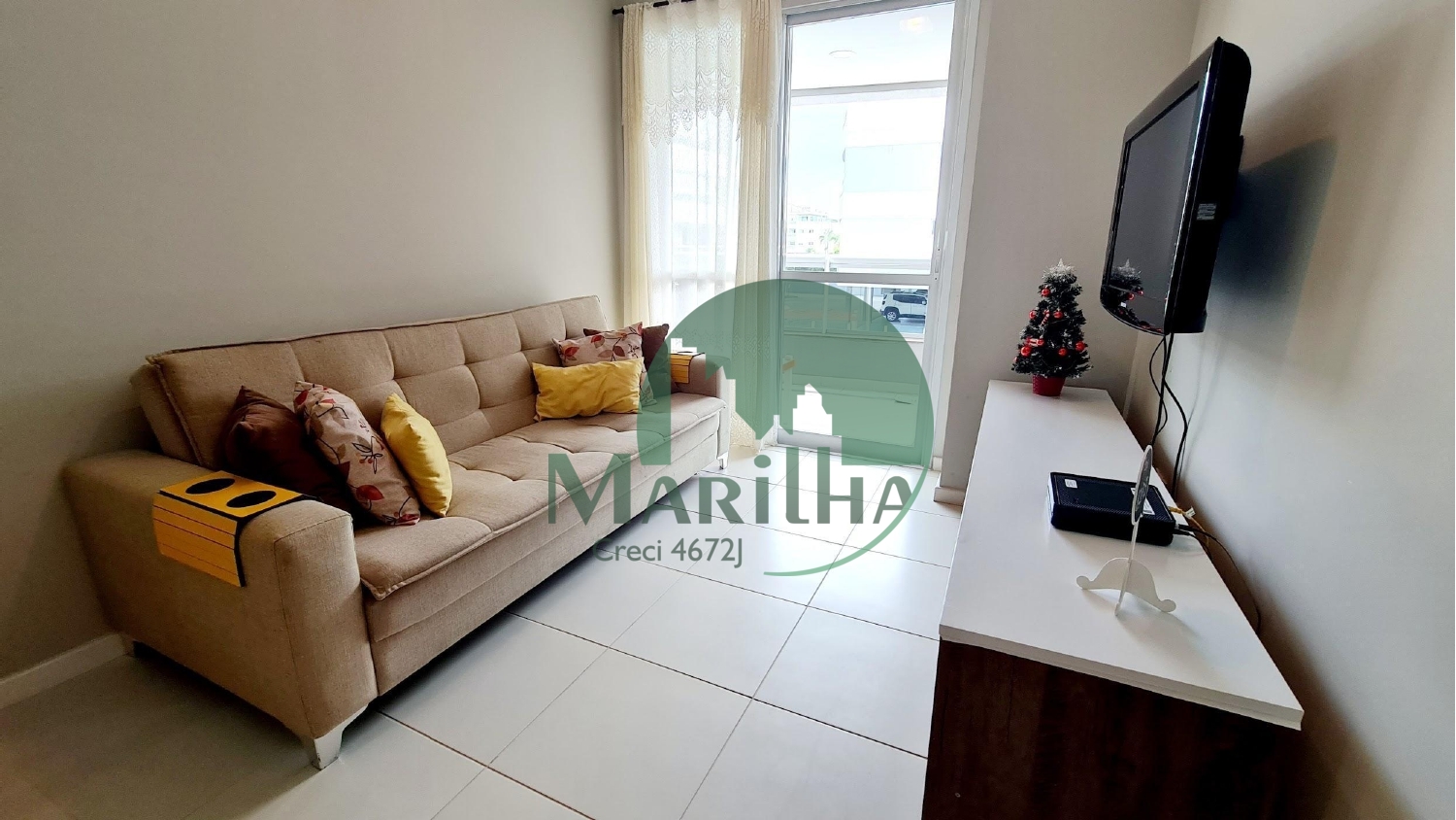 ES20-20Adriana20BabacCCA7u20106.pdf (1)_page-0004