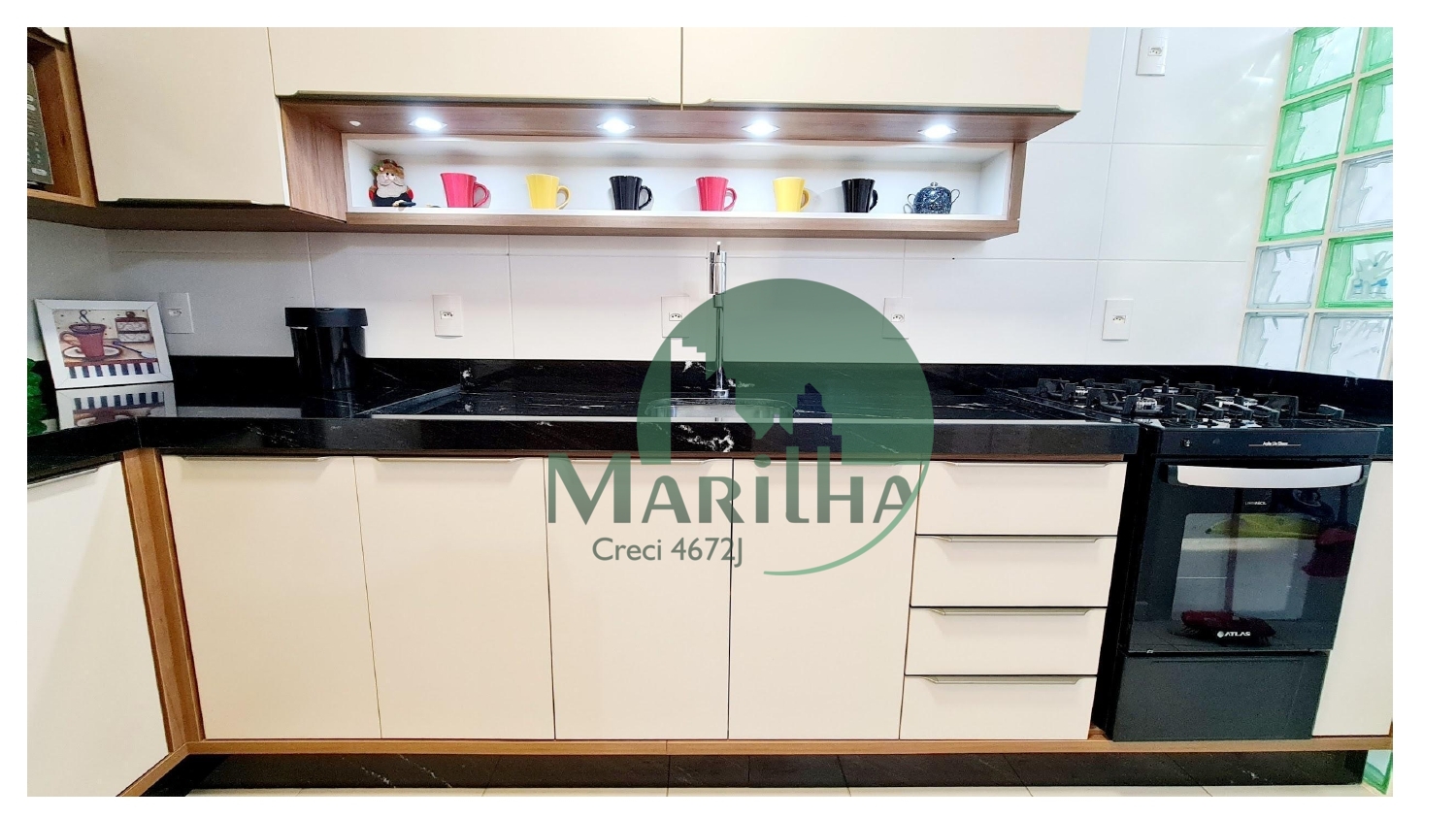 ES20-20Adriana20BabacCCA7u20106.pdf (1)_page-0010