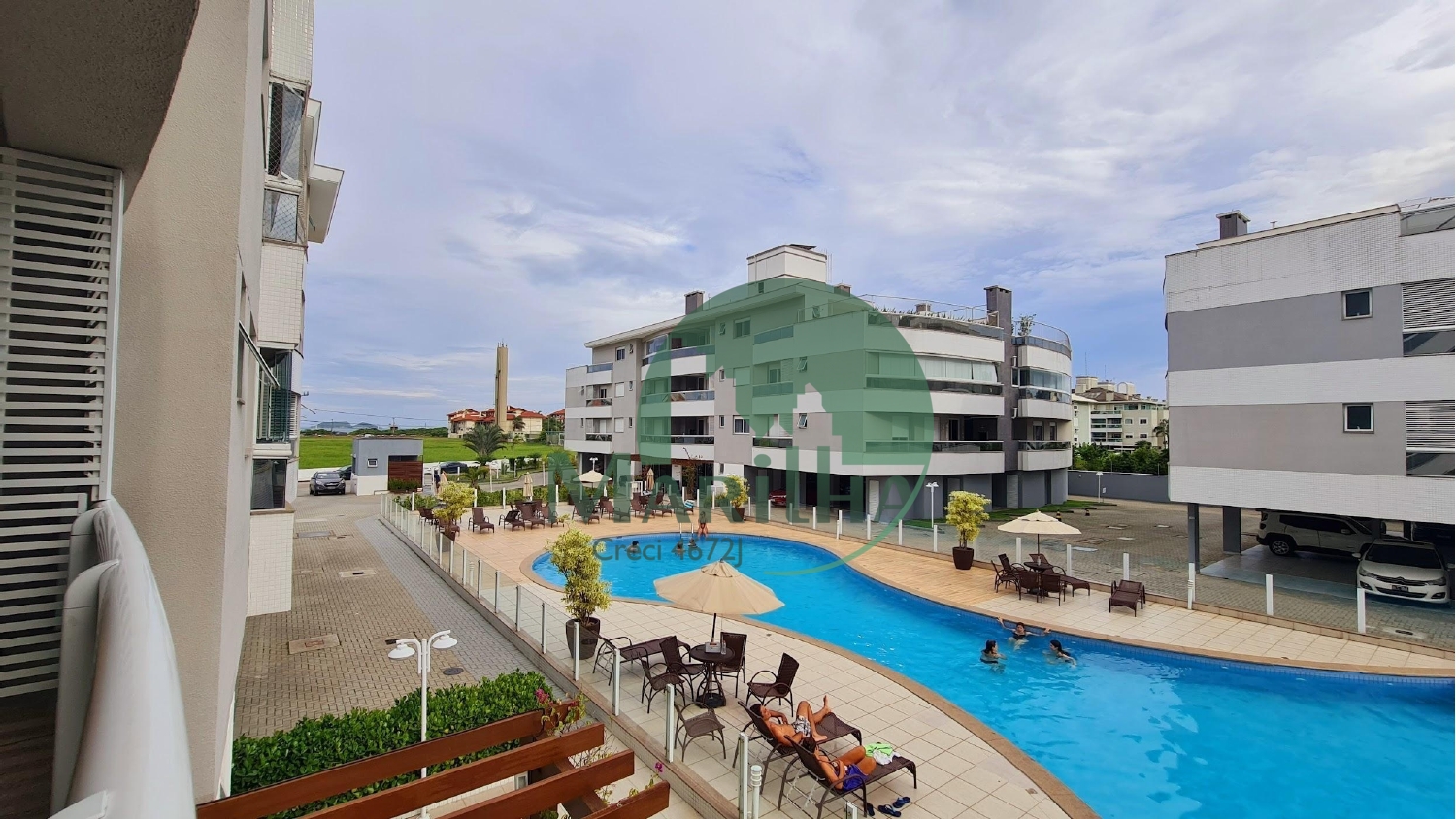 ES20-20Adriana20BabacCCA7u20106.pdf (1)_page-0021