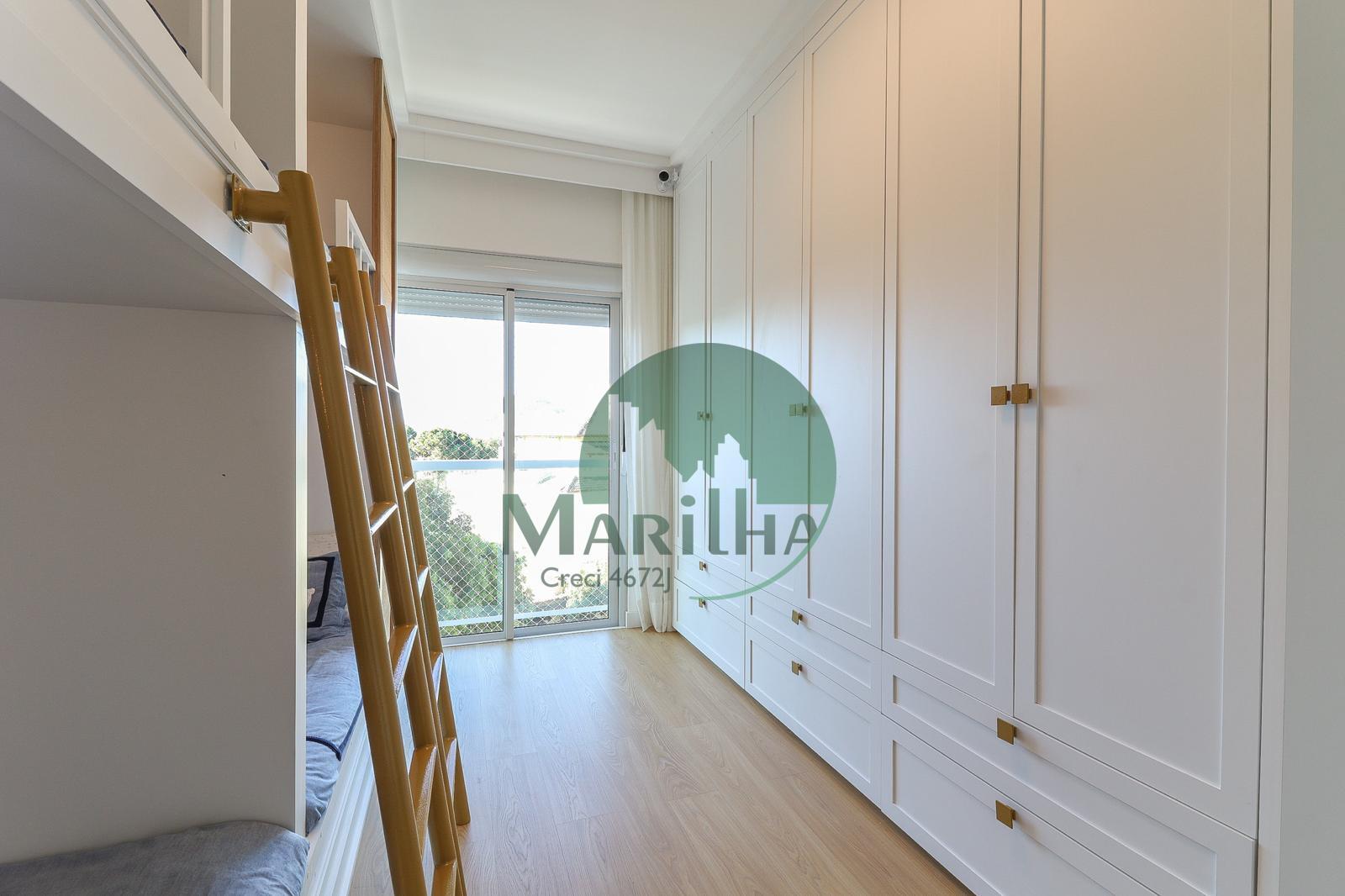 1f71b573-cdf1-46e4-bd5d-e13c5d62d9cb