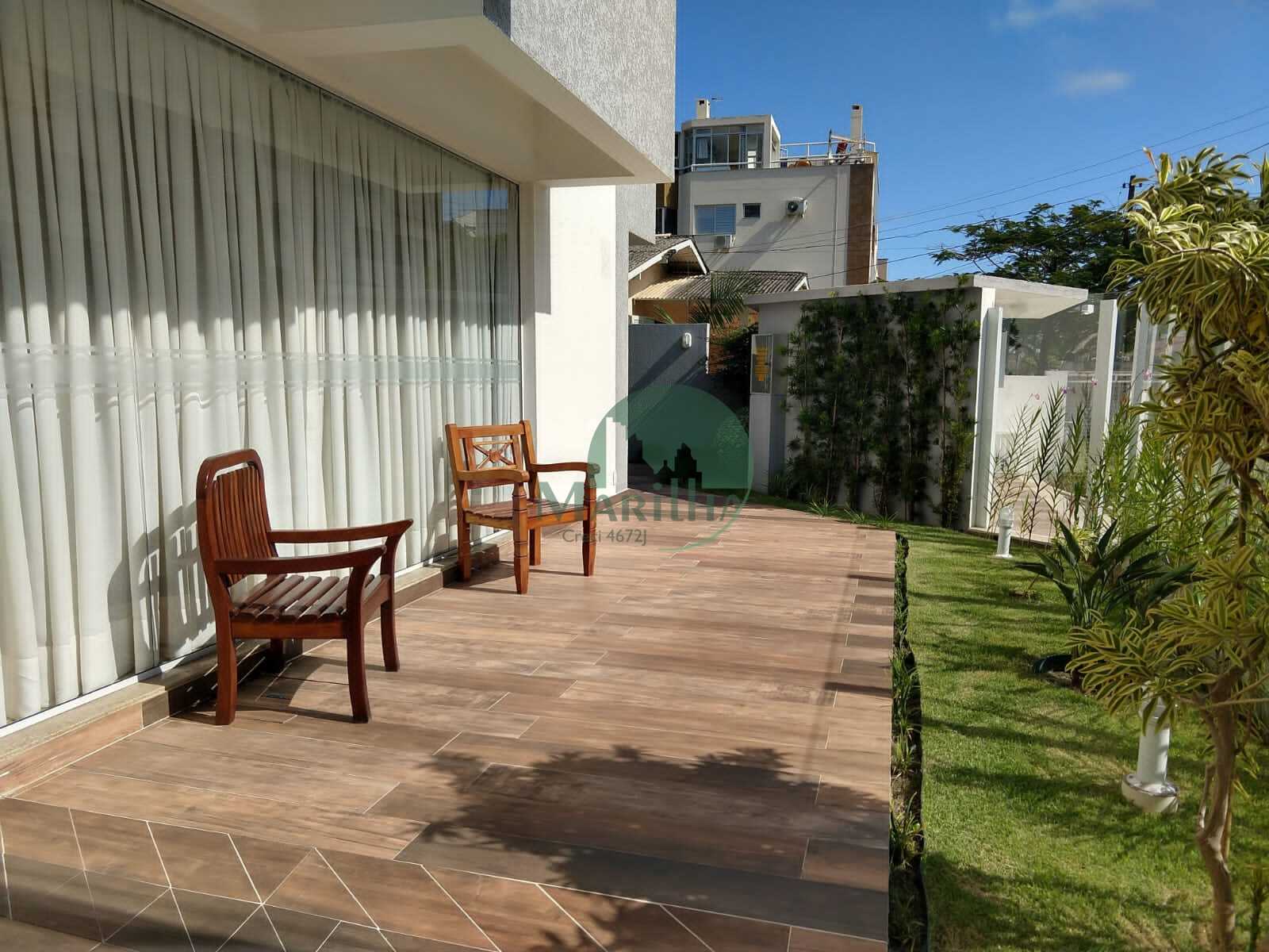 b28742ee-75ab-4cac-9c9c-3601a5b2f620