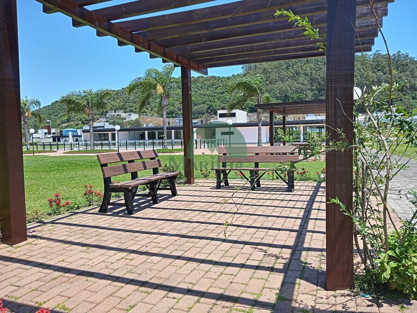 e00a6fb5-22a2-41b0-aa21-891c9389fe27