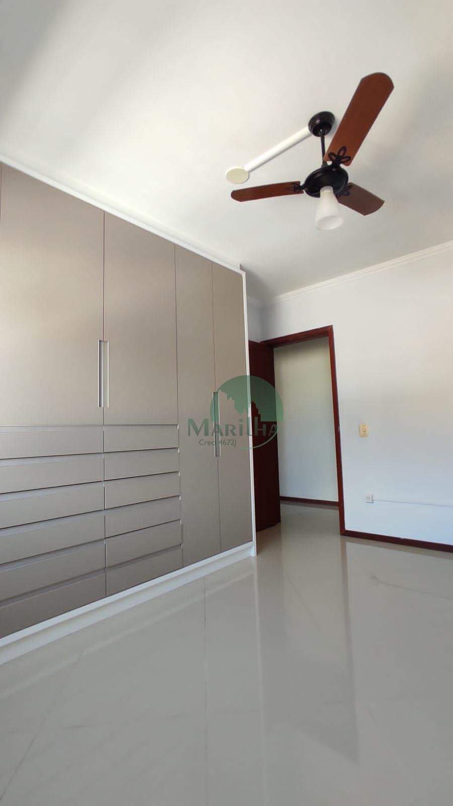 f15789d3-4527-4297-a40a-8b4048fef205