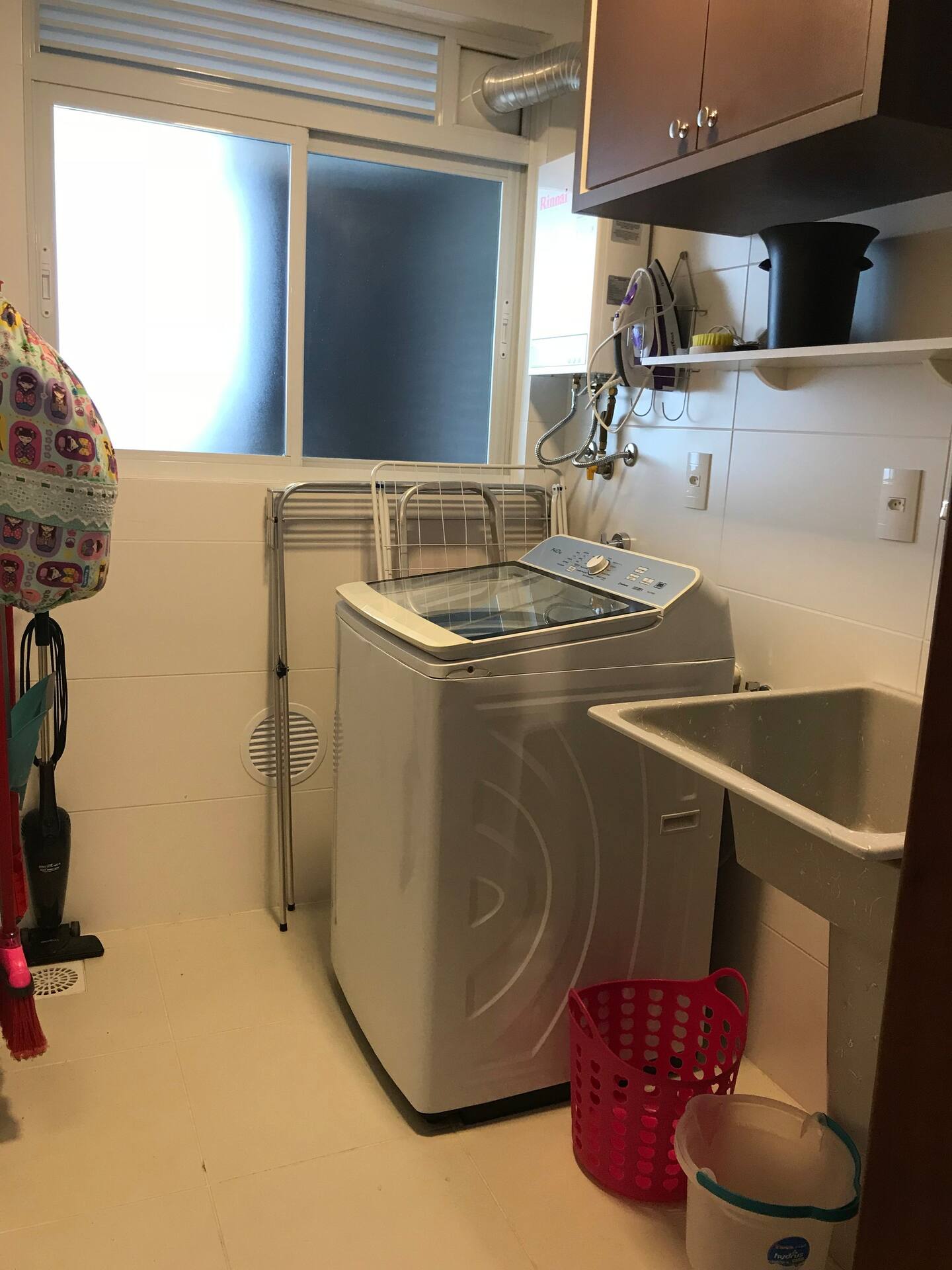 b5c43898-fe73-41ba-aa44-37a2b46ced79