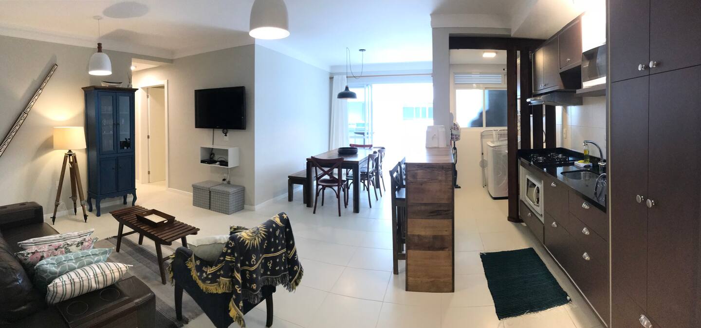 ed8515b5-ab76-4a29-8b1c-2891e46eee19